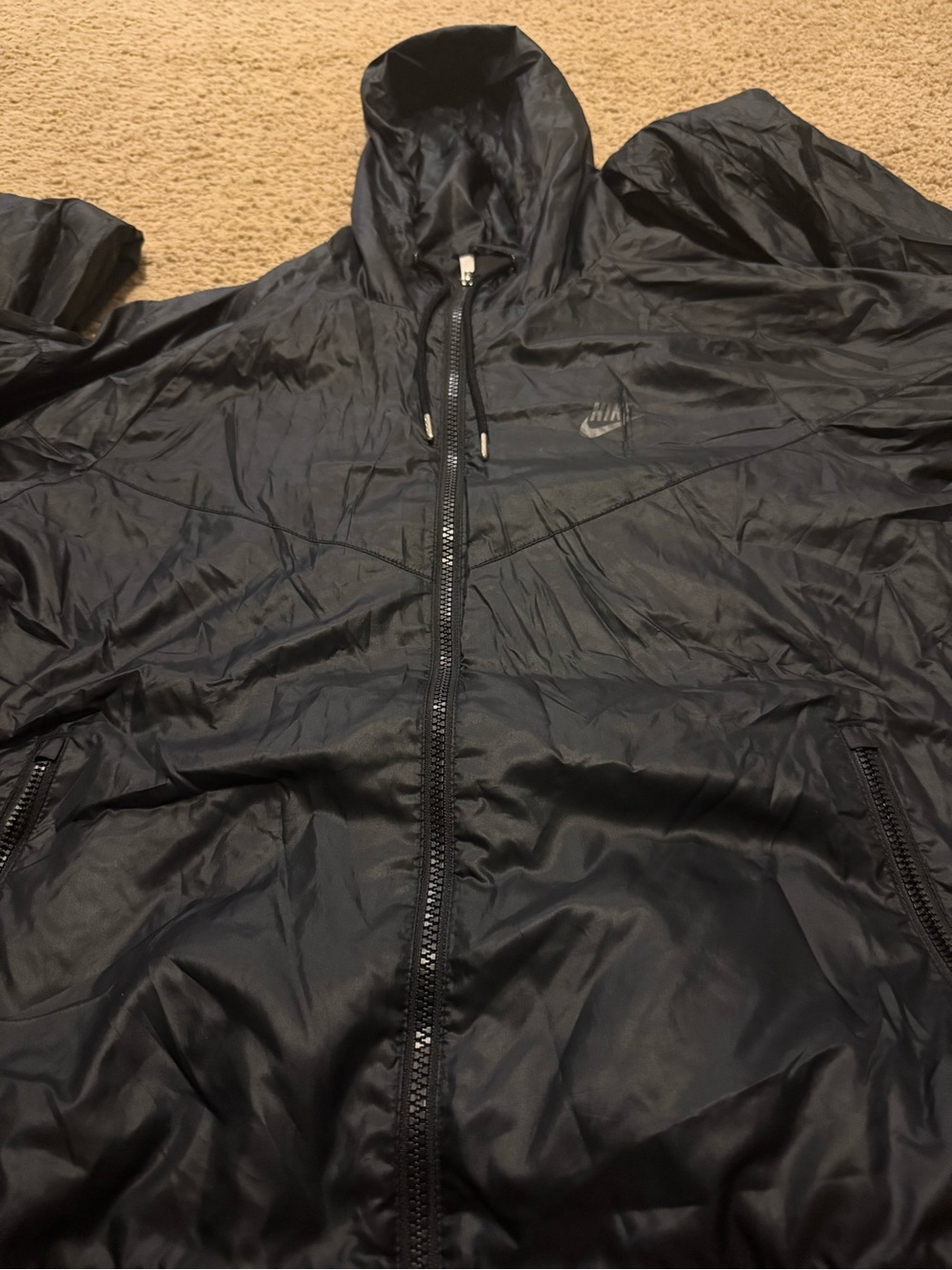 Nike Men's Black Full-Zip Windbreaker Jacket